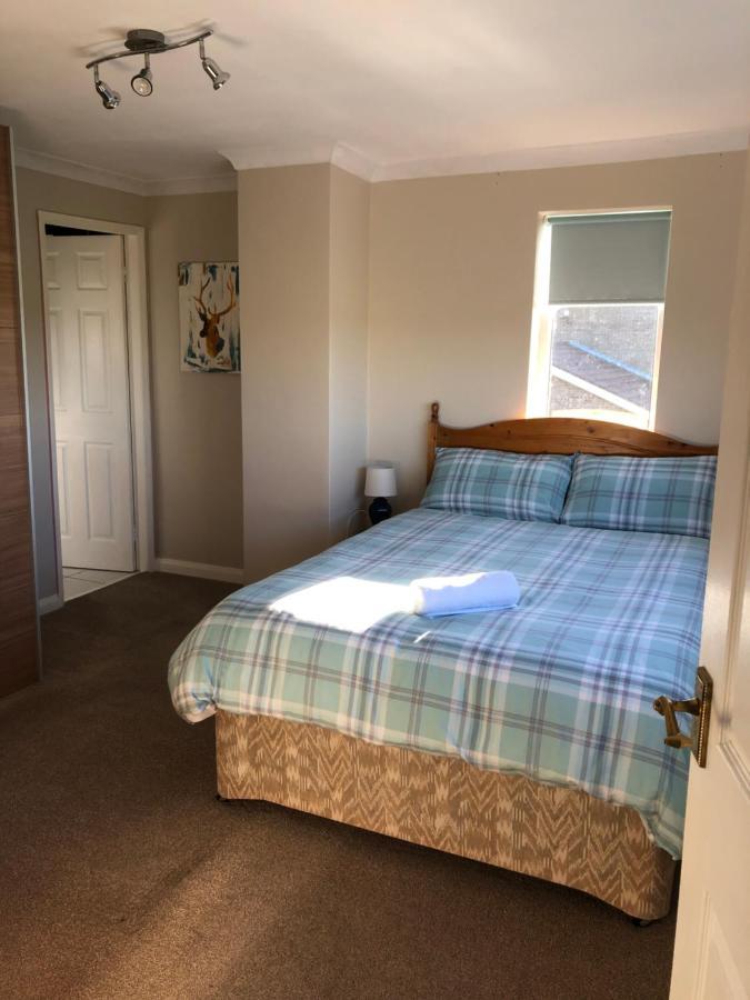 Number One - Fully Equipped Self Catering Four Bedroom House Next To Dunedin, 15 Mins To Spurn, 20 Mins To Saltend, 12 Mins To Easington Patrington 外观 照片